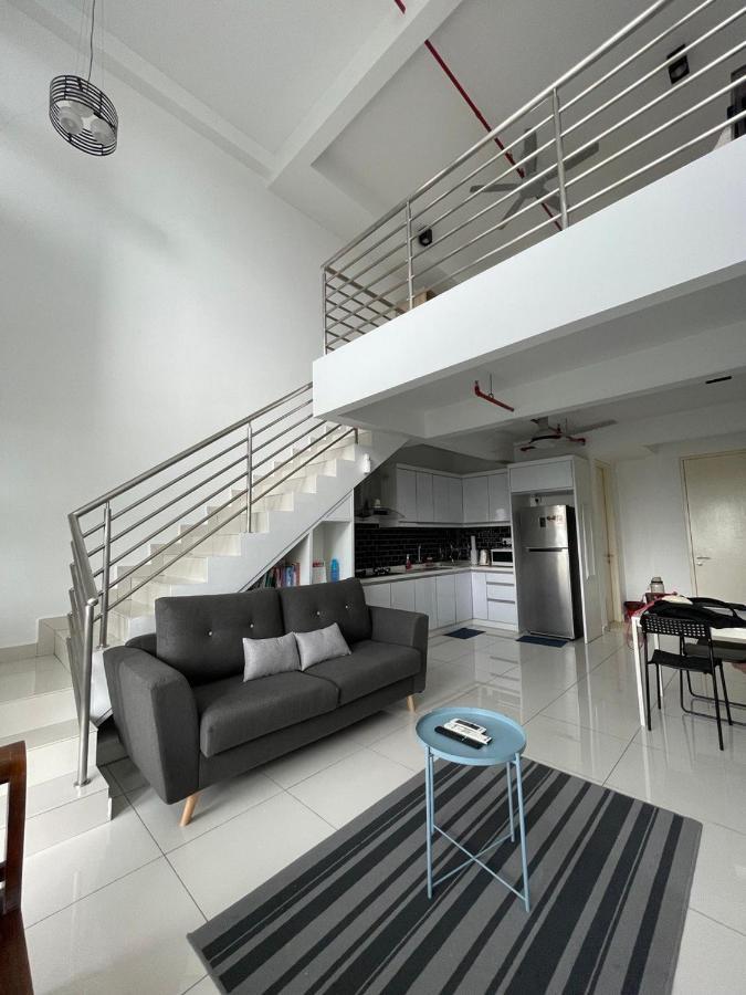 סרדאנג Yenni Duplex @ Decentrum, Kajang מראה חיצוני תמונה