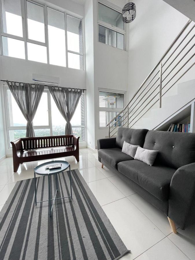 סרדאנג Yenni Duplex @ Decentrum, Kajang מראה חיצוני תמונה