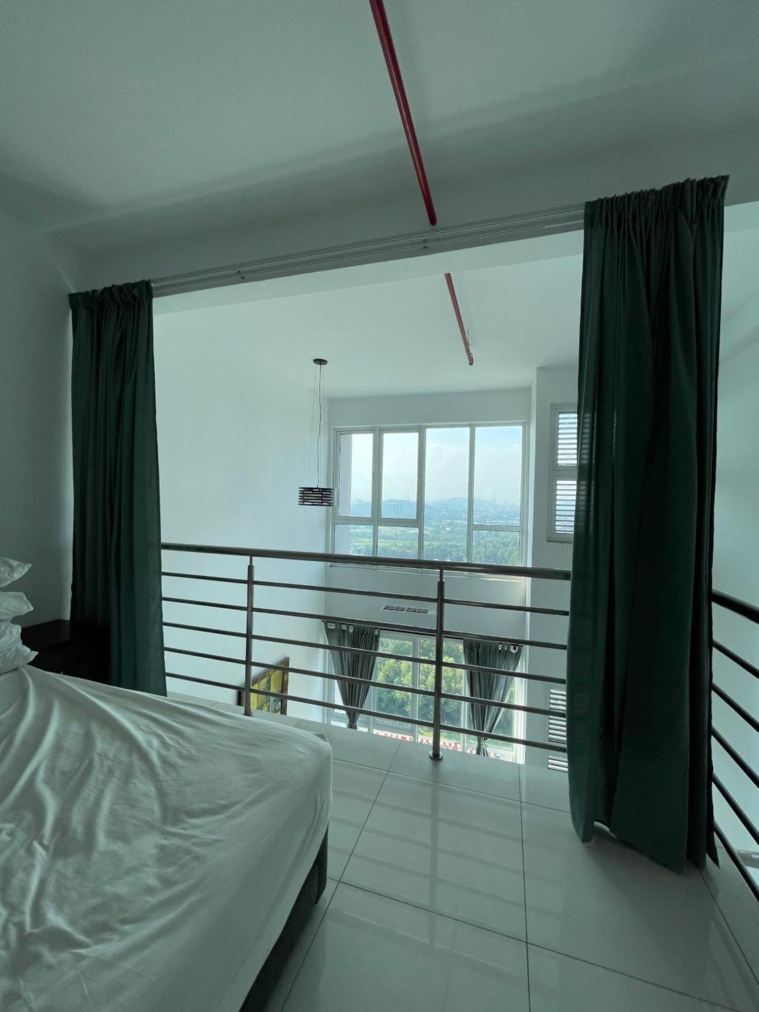 סרדאנג Yenni Duplex @ Decentrum, Kajang מראה חיצוני תמונה